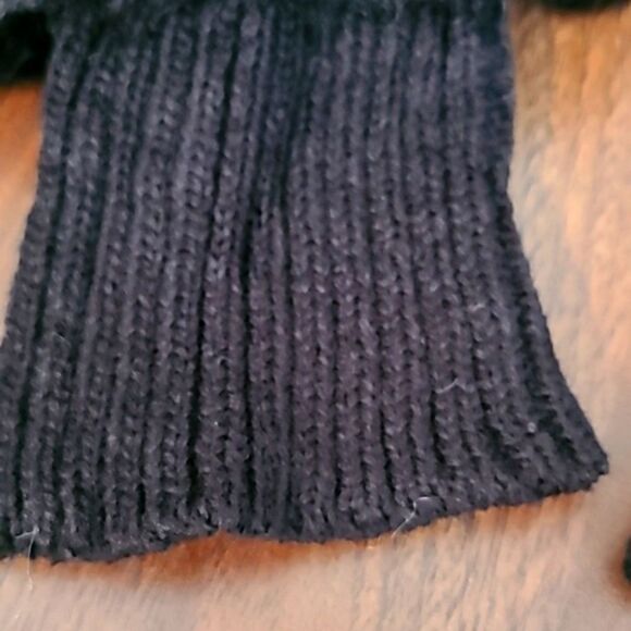 Black Faux Fur Boot Cuffs, NWOT - Picture 4 of 4